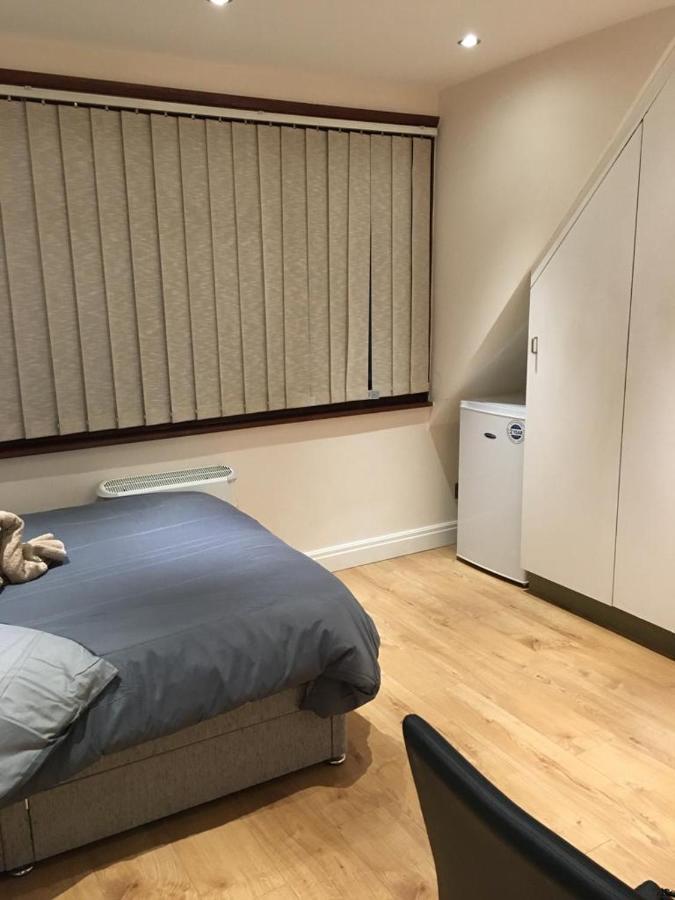 Studio Flat In The Heart Of Golders Green London Exterior photo